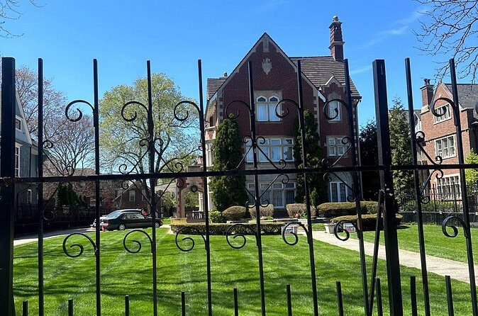 2 Hour Private Chicago Soul House Tour - Price and value: free admission plus a private vehicle ride