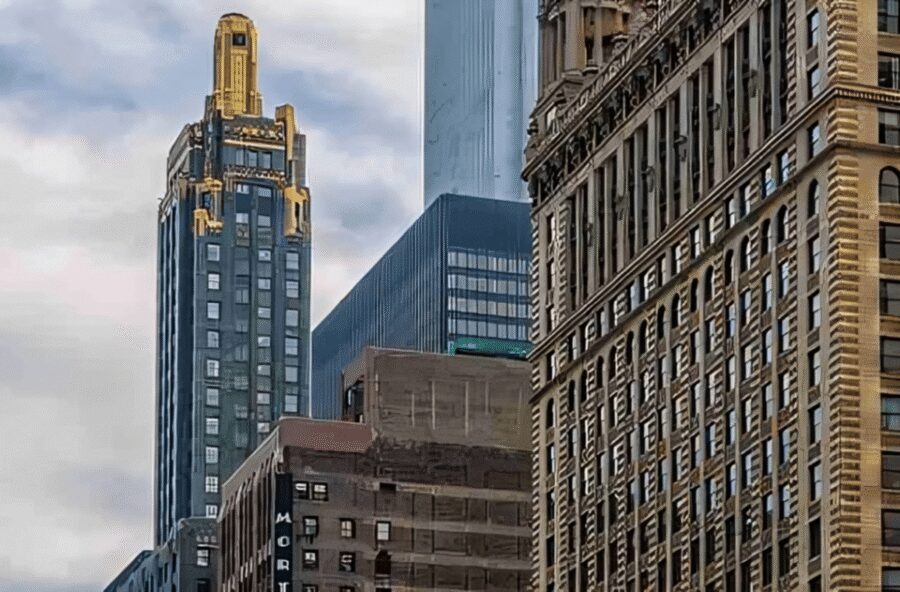 Chicago Highlights Private Walking Tour With A Guide - Wrigley Building to Palmer House Hilton: Two Big Chicago Moods in One Stretch