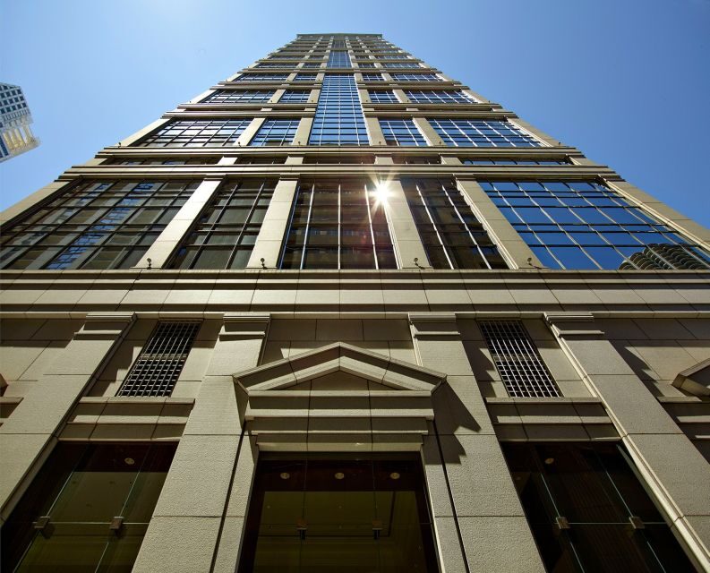 Chicago: Icons Guided Architecture Walking Tour - Chicago Architecture Center Start: The Smart First Move
