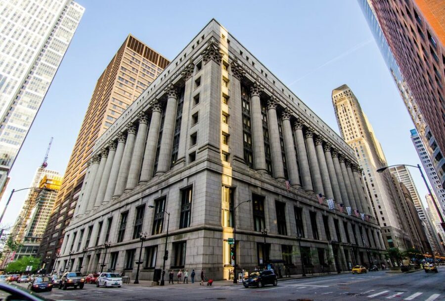Chicago: Icons Guided Architecture Walking Tour - Postmodern: When Designers Started Playing With Meaning