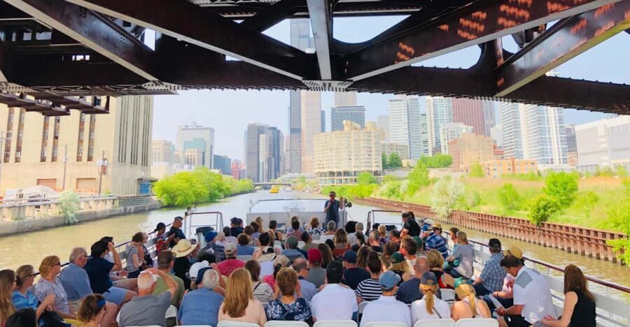 Chicago River 90-Min Architecture Boat Tour - Finding the dock at 900 S Wells St (and why timing matters)