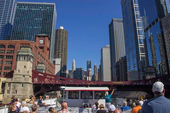 Chicago River 90-Minute Architecture Tour - Seats, weather, and the view rules (especially in winter)