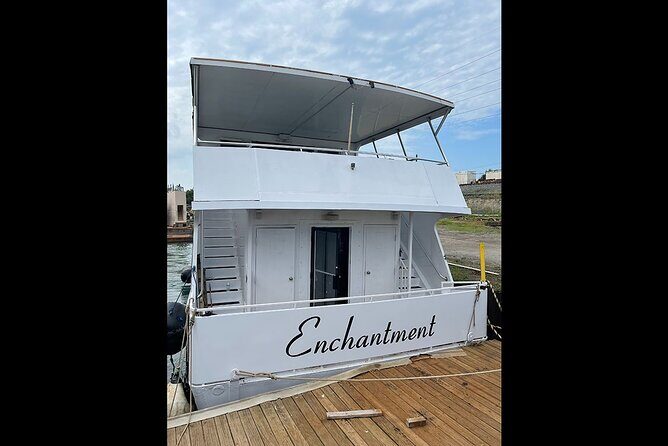 Chicago Skyline Sunday Funday Mimosa/Bloody Mary Party Cruise - Why This Tiki Skyline Cruise Feels Different