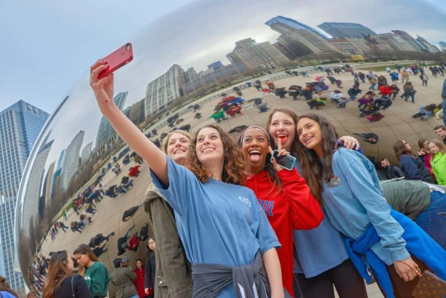 Chicago: Small-Group History and Architecture Walking Tour - Millennium Park and Cloud Gate: seeing The Bean the right way