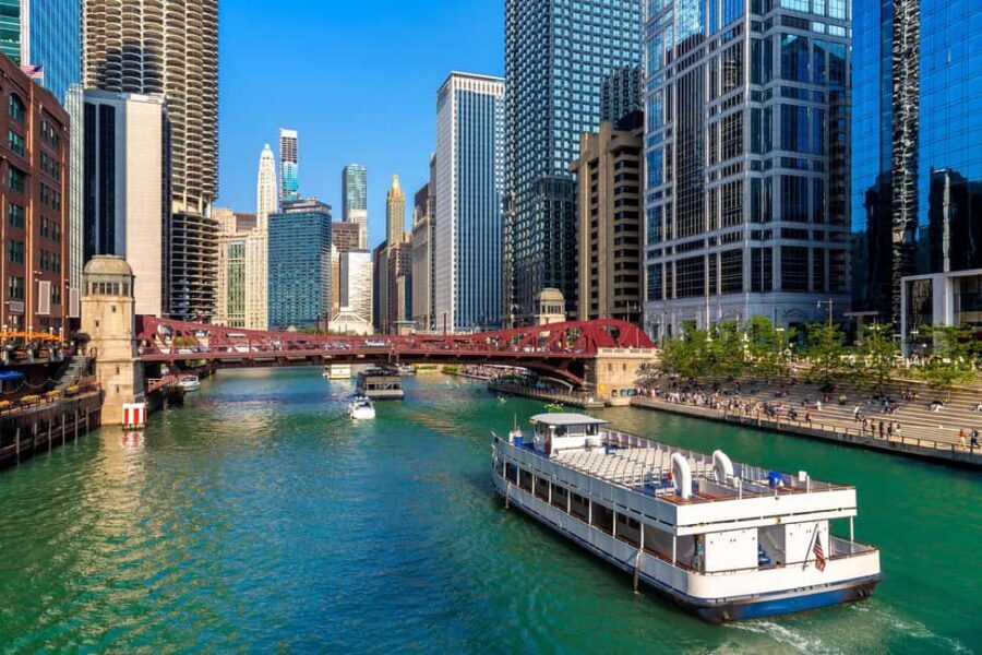 Chicago: Small Group Walking Tour with Skydeck and Boat - Key Highlights You’ll Actually Notice