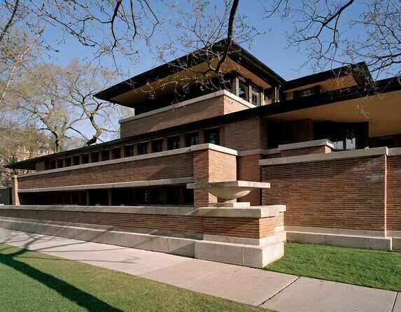 Chicago's Storied Neighborhood: An Audio Tour - Key highlights worth knowing before you start