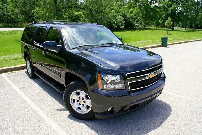 Midway Airport Transfer to Chicago by Luxury SUV - Curbside - Price and Value: What $155 Per Vehicle Really Buys You