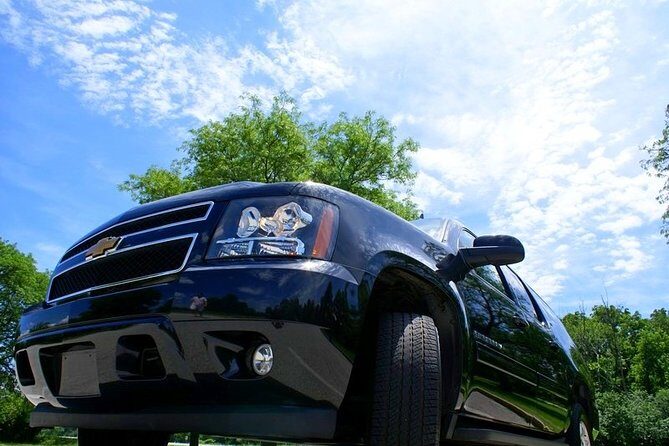O'Hare Airport Transfer to Chicago, Curbside - Luxury SUV - The Price That Actually Makes Sense for Groups