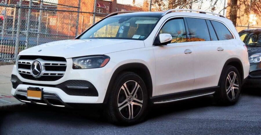 ORD Airport Private Transfer to/from Chicago - The Ride Itself: Comfortable Transport Through Downtown and Southside