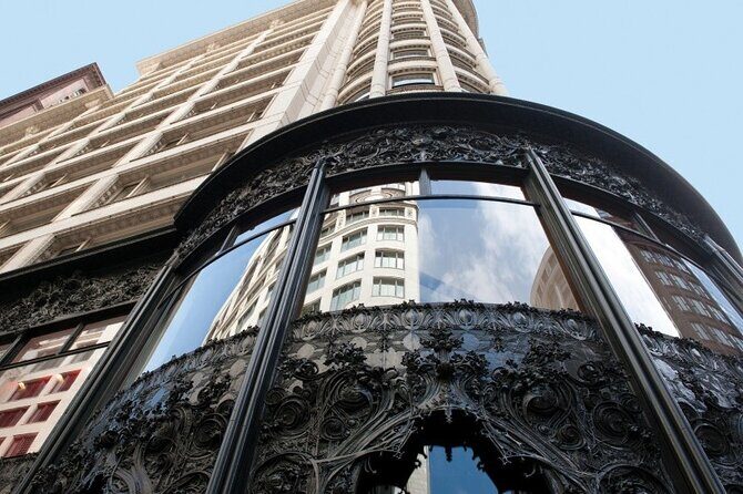 Private Chicago Architecture Walking Tour - Palmer House Hilton lobby: a hotel where new tech arrived early