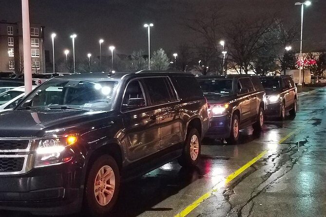 Private SUV Transfer from Chicago Downtown to Midway airport - Waiting Time Rules: 15 Minutes Downtown, 60 at the Airport